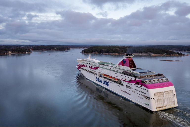 Tallink Silja lanseeraa uuden risteily-hotellipaketin Turusta Maarianhaminaan