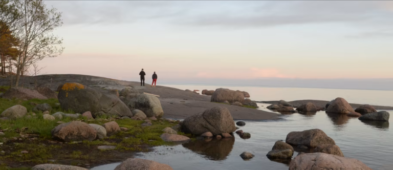 Vuoden kotimaan matkakohteeksi valittiin saari, jossa haluttiin ihmisten jättävän puhelimet taskuun